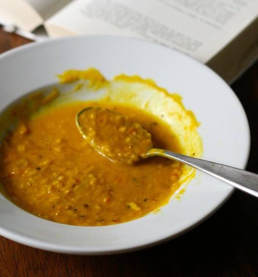 Lebanese red lentil soup2