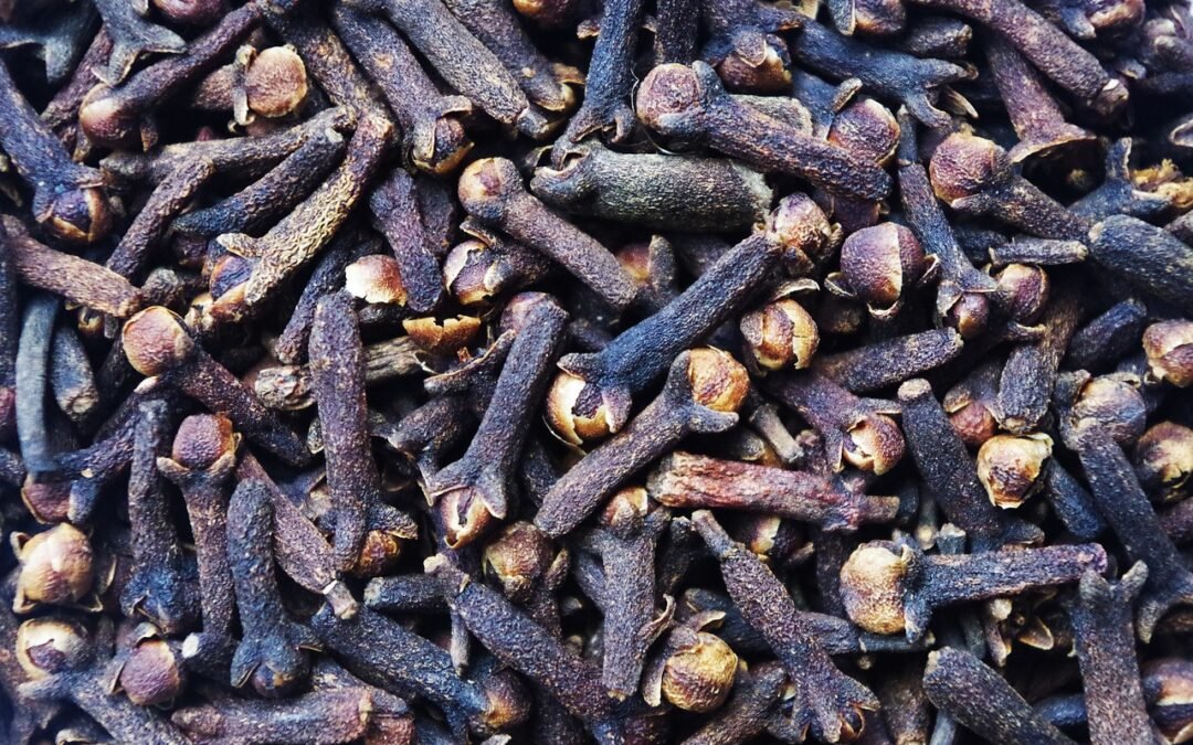 Clove Spice: Benefits, Uses, and Recipes