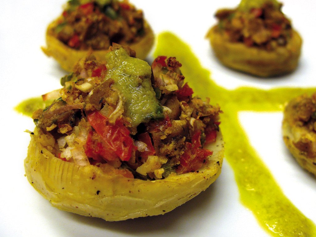 Moroccan stuffed artichoke bottoms