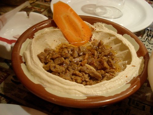 Hummus with Meat hummus with meat
