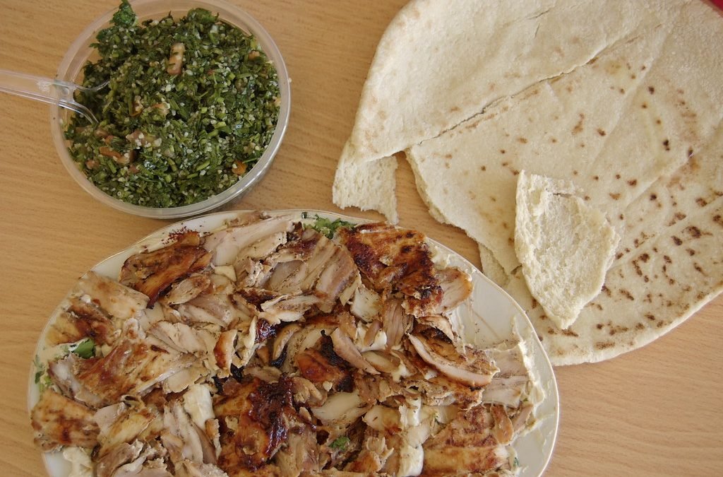 Hummus with Shawarma: An Easy-To-Make Middle Eastern Combo