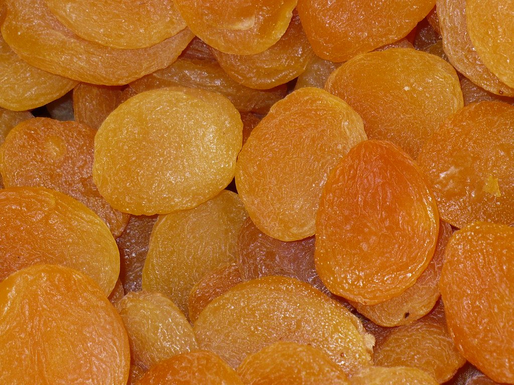 dried apricots